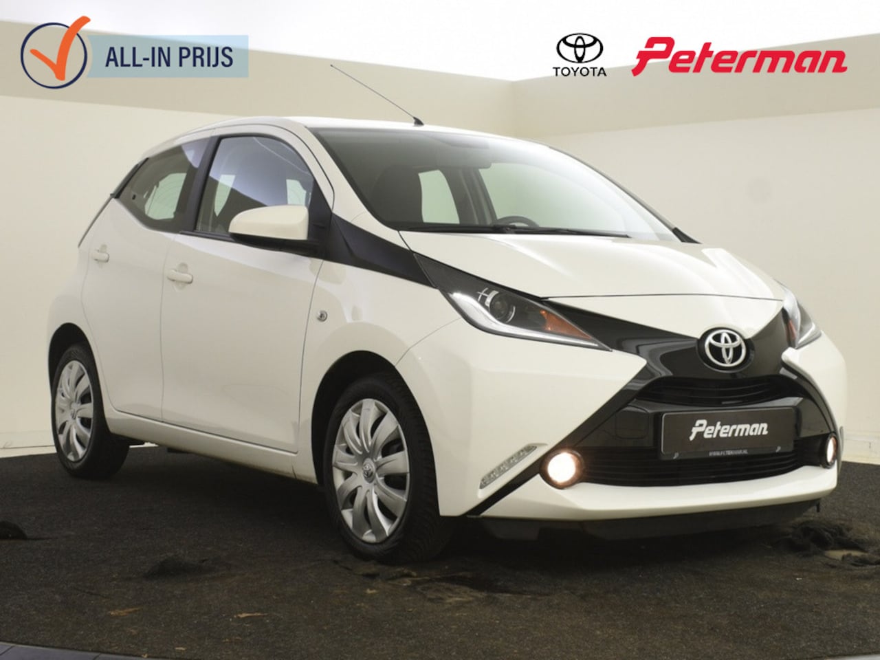 Toyota Aygo - 1.0 VVT-i x-play | Camera - AutoWereld.nl