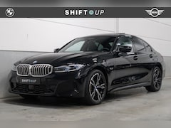 BMW 3-serie - 330e M-Sport | Schuifdak | Harman Kardon | Head Up | Stuurverwarming