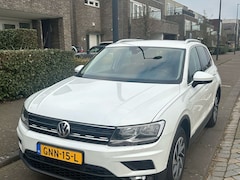 Volkswagen Tiguan - 1.4 TSI 4Motion Comfortline Business Pearl White