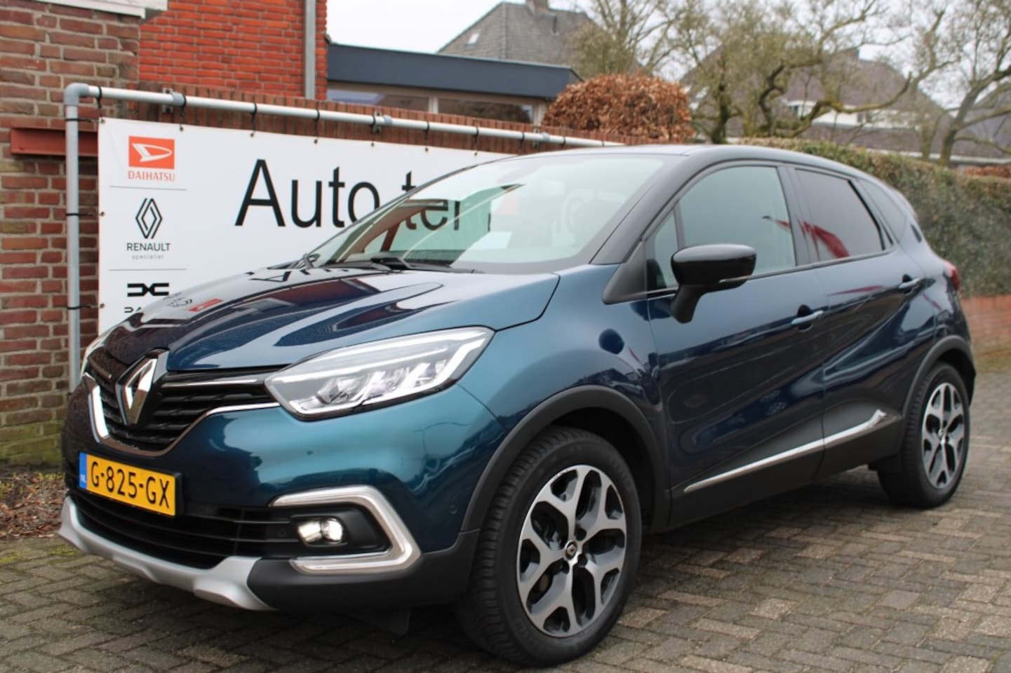 Renault Captur - TCe 90 pk Intens leer/stoelverw./camera/e.t.c. - AutoWereld.nl