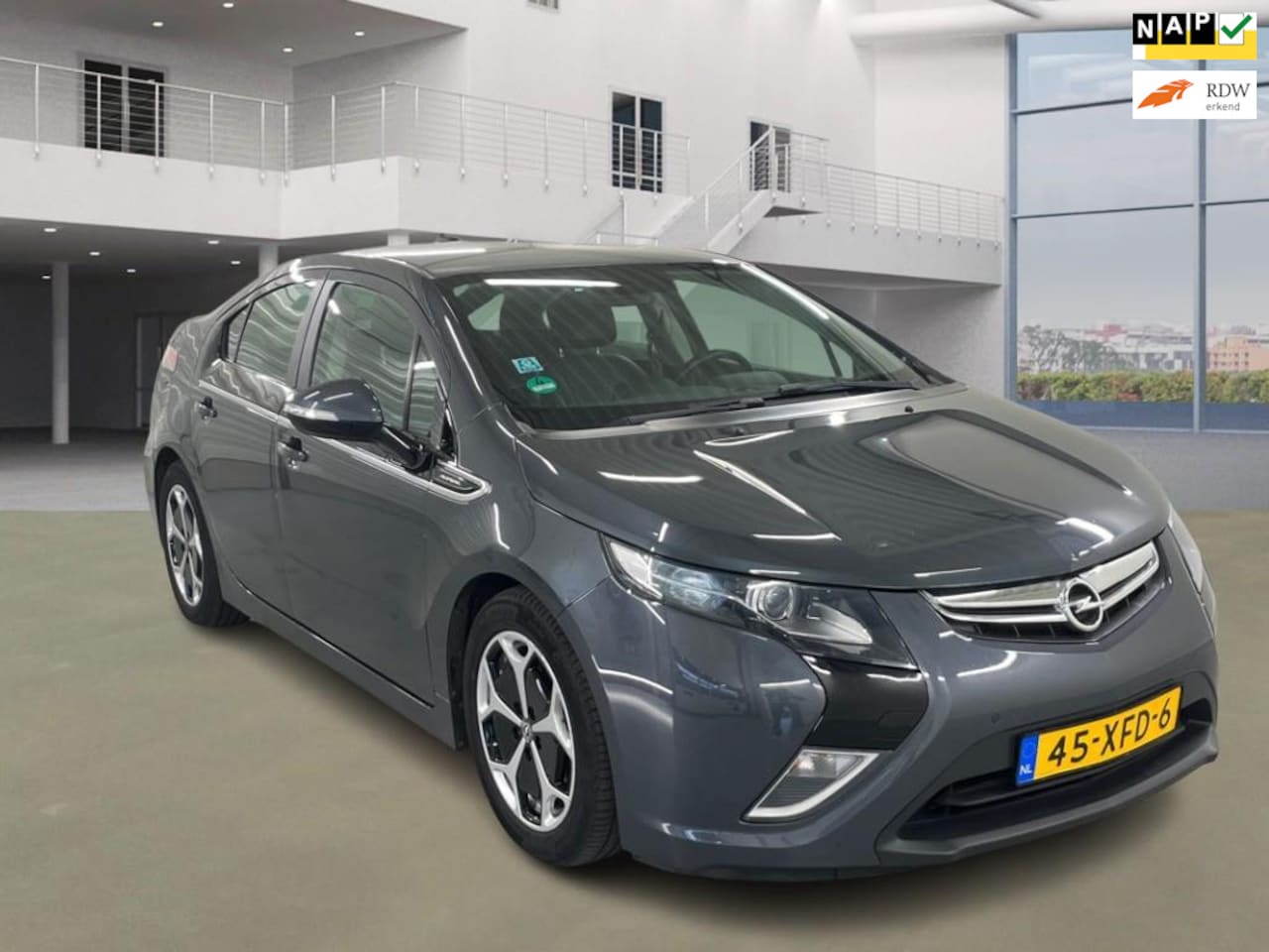 Opel Ampera - 1.4 1.4 , Automaat, 2eigenaar, km nap , aluminium velgen, nieuwe apk - AutoWereld.nl