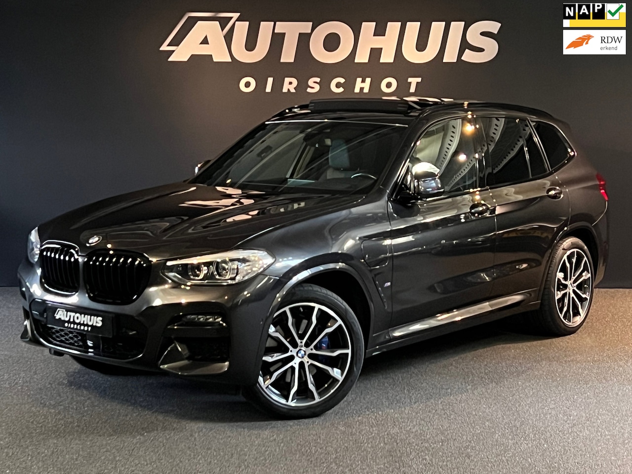 BMW X3 - XDrive30e High Executive Edition M Pano/ M Memory stoelen/ 20"/ Camera/ ACC/ Headup/ Perfo - AutoWereld.nl