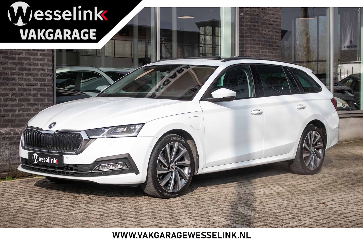 Skoda Octavia - 1.4 TSI iV PHEV Business Edition Plus - All-in rijklrprs | Panodak | HUD | Stoel/stuurverw - AutoWereld.nl