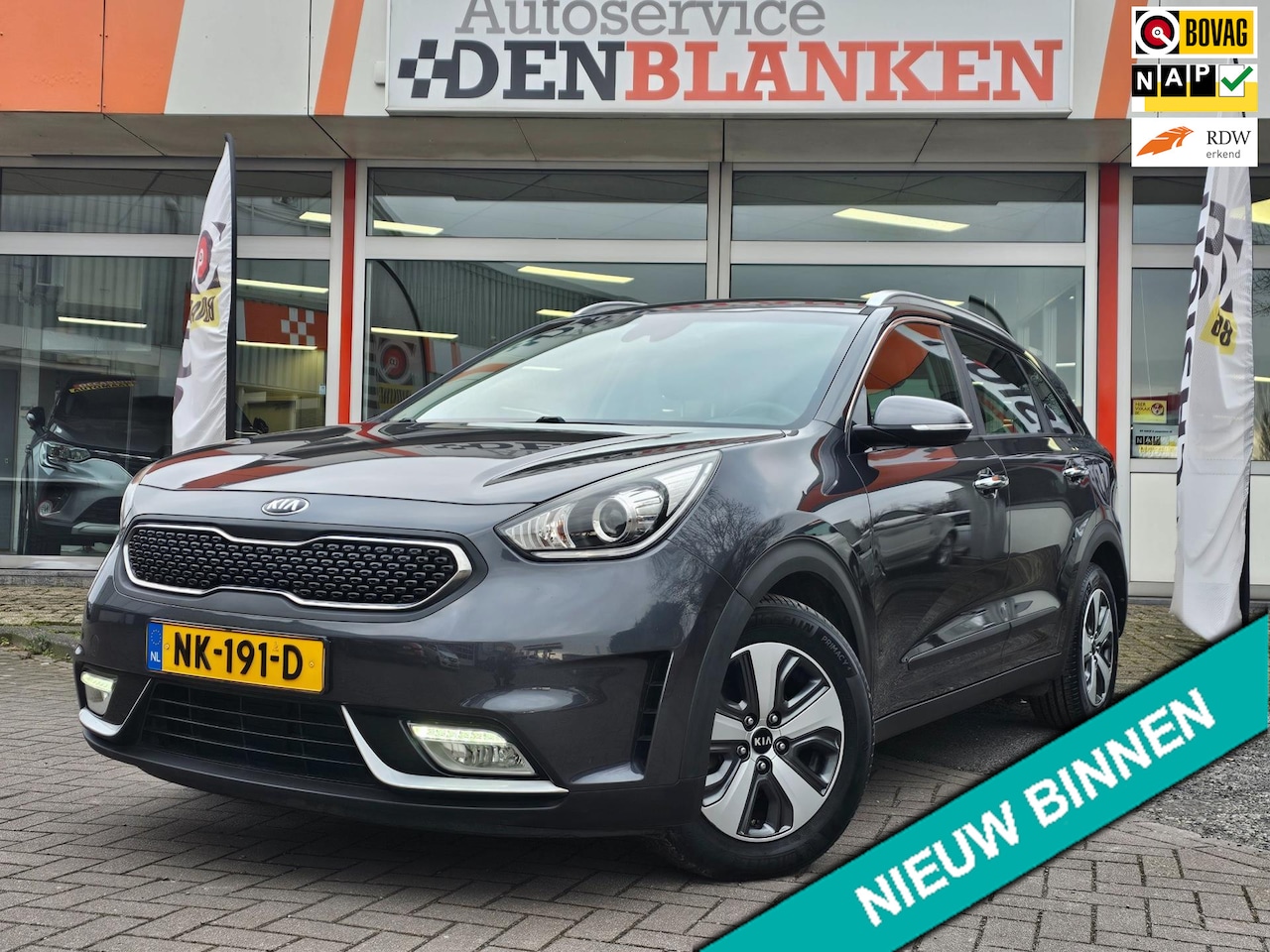 Kia Niro - 1.6 GDi Hybrid First Edition Automaat BJ.2017 / Navi / Camera / Led / Climate Control / 17 - AutoWereld.nl