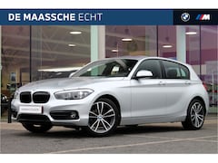 BMW 1-serie - 118i Executive Sport Line Automaat / Sportstoelen / LED / Cruise Control / PDC achter / Na