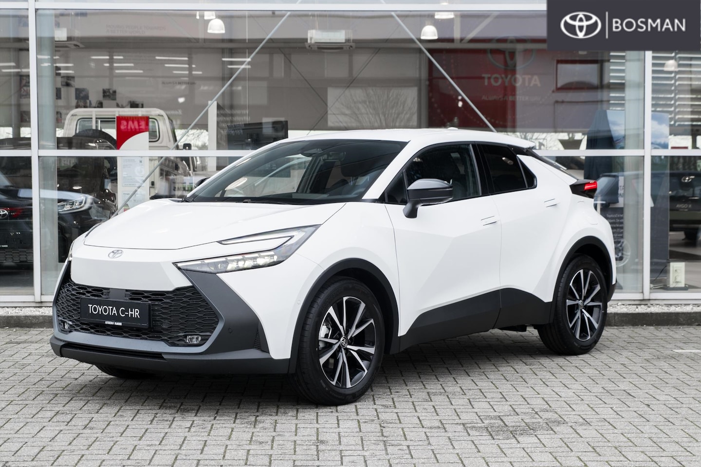 Toyota C-HR - 1.8 Hybrid 140pk CVT First Edition - AutoWereld.nl