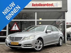 Mercedes-Benz E-klasse - 200 CGI Avantgarde / Bi-Xenon / Leder / PDC / 2011