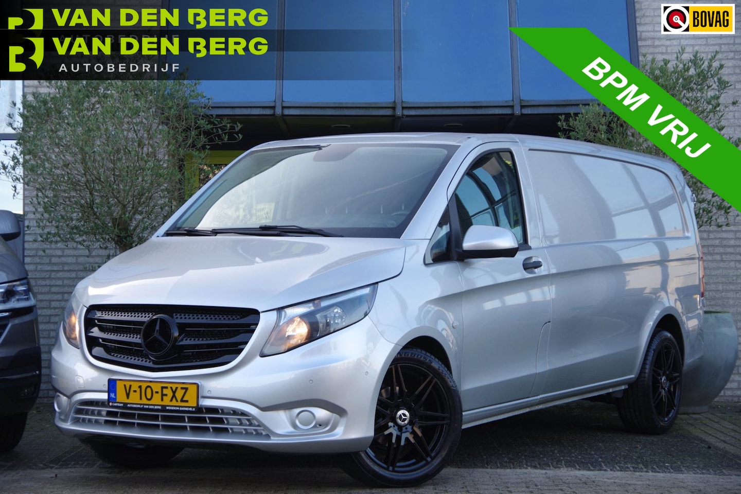 Mercedes-Benz Vito - 116 CDI XL, 3P, AUT. CAMERA, CRUISE, TREKHAAK, PARKEERSENSOREN, STANDKACHEL, STOELVERWARMI - AutoWereld.nl