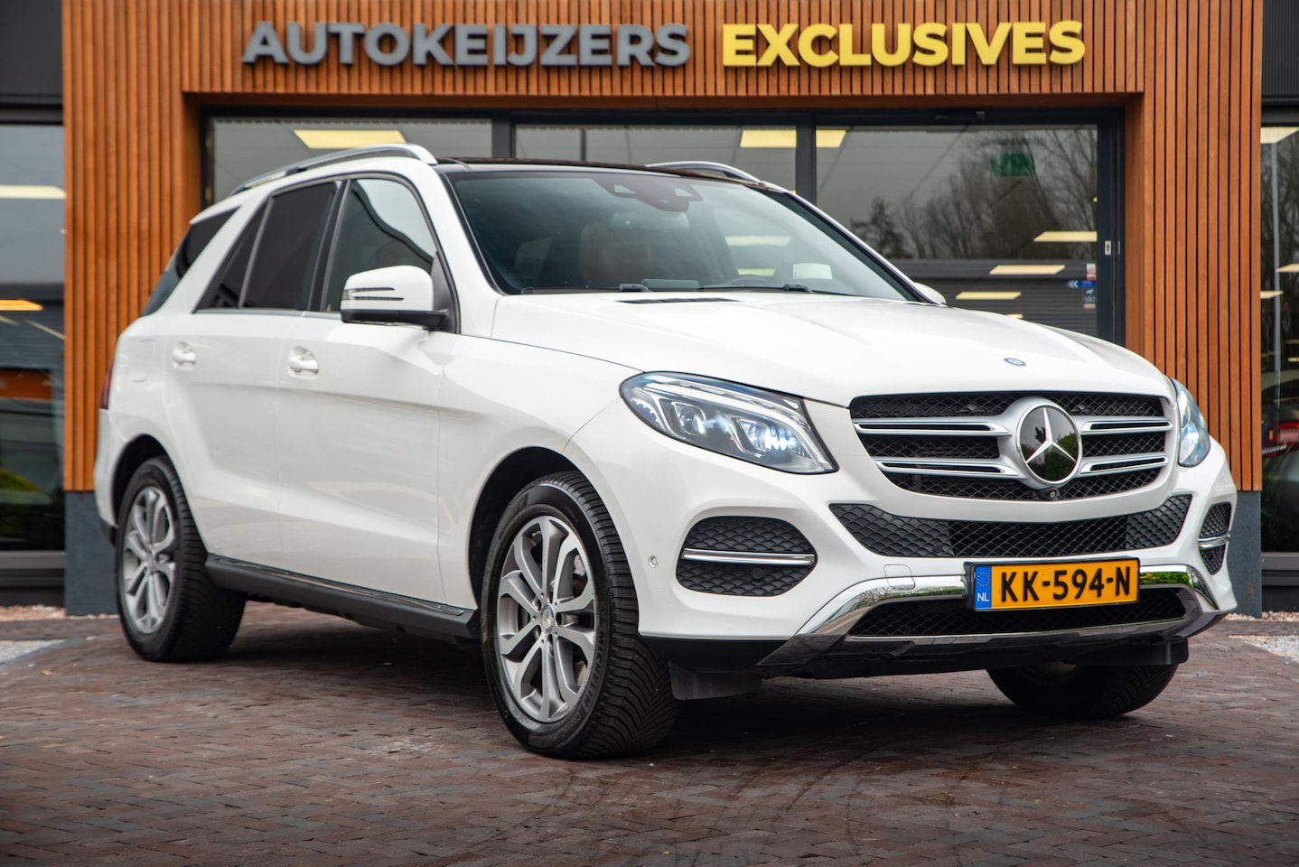 Mercedes-Benz GLE-Klasse - 500 e 4MATIC Pano HUD Navi Clima Cruise Trekhaak 19"LM - AutoWereld.nl