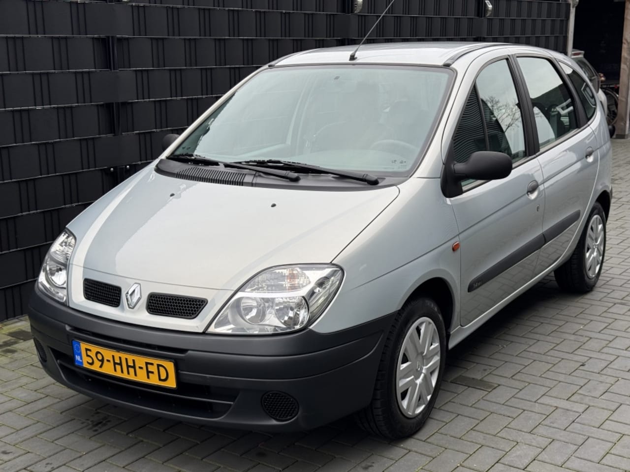 Renault Scénic - 1.4-16V Air| 75DKM NAP| TREKHAAK| UNIEK| ZEER MOOI| - AutoWereld.nl