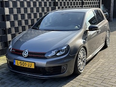 Volkswagen Golf - 2.0GTI Edition 35| DSG| 19”| AP| LEER| NAVI| CRUISE| XENON