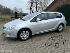 Opel Astra Sports Tourer - 1.7 CDTi Cosmo APK/