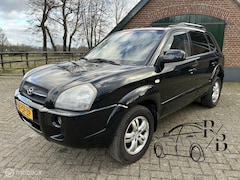 Hyundai Tucson - 2.0i Style INRUILKOOPJE MET APK/ LICHTE SCHADE