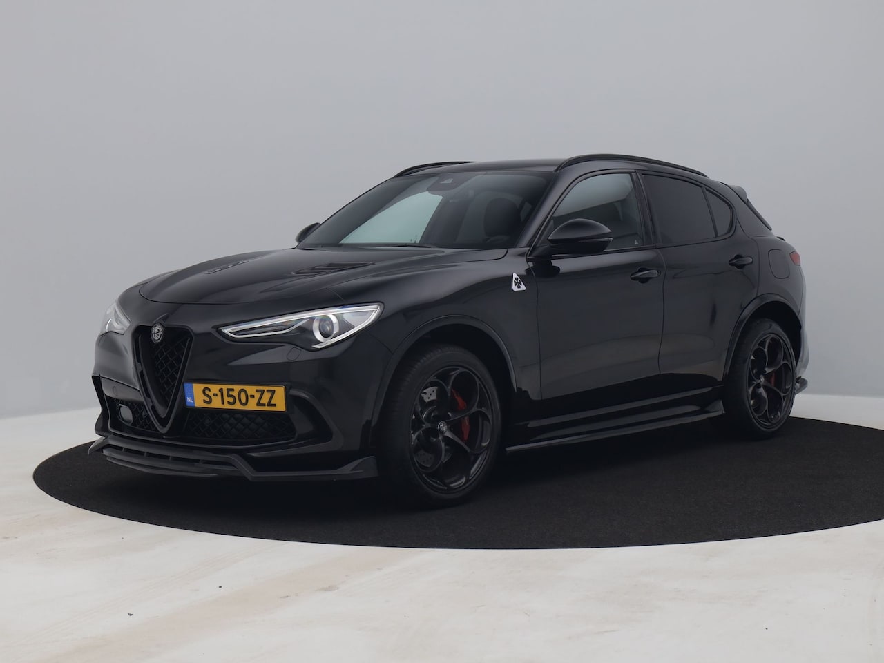 Alfa Romeo Stelvio - 2.9 V6 AWD Quadrifoglio | PANO | H&K | ADAPTIVE | STOEL- EN STUURVERW. - AutoWereld.nl