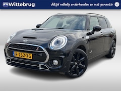 MINI Clubman - 2.0 Cooper S ALL4 Chili Serious Business / Navigatie / Stoelverwarming / Harman Kardon / P