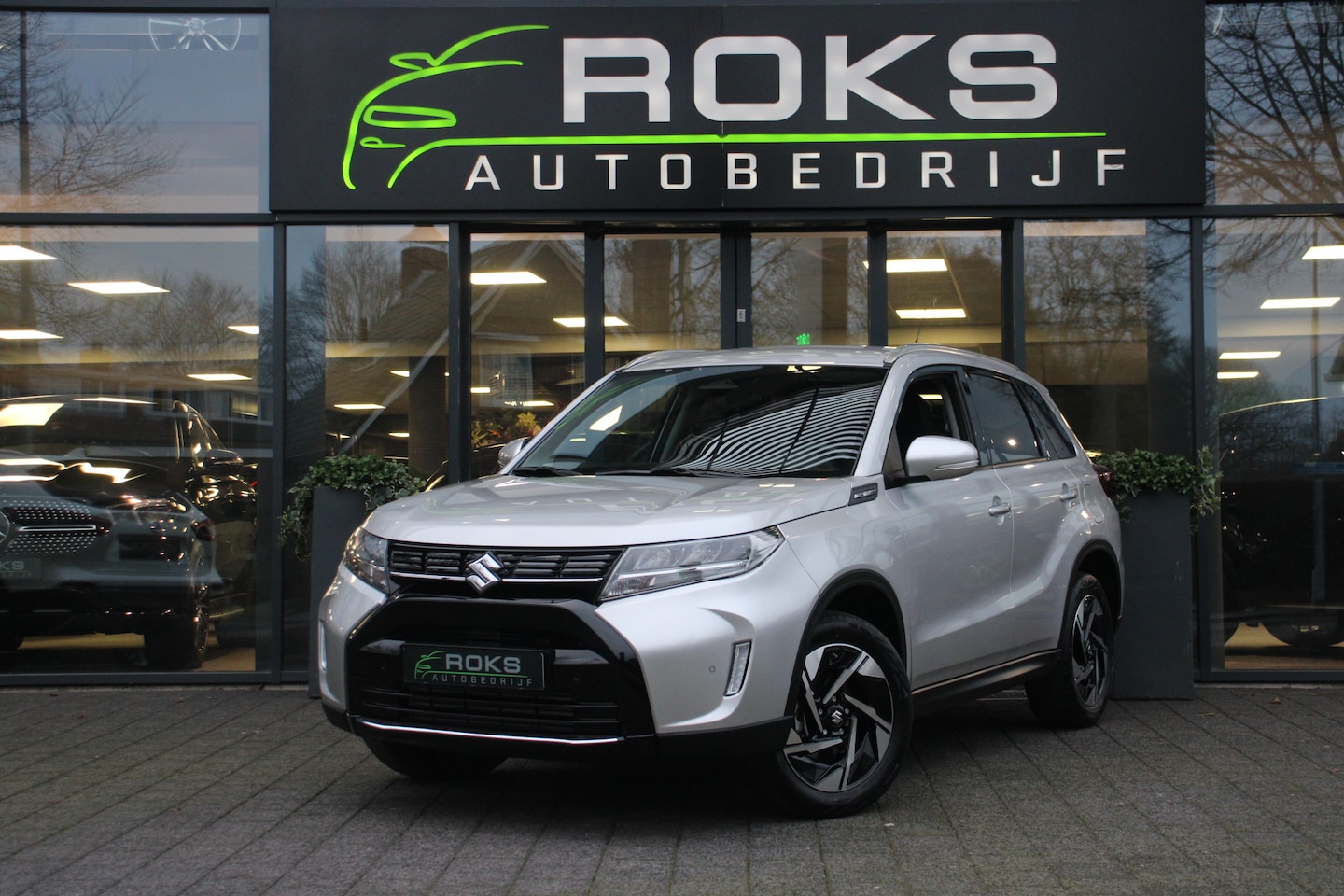 Suzuki Vitara - 1.4 Boosterjet Style Smart Hybrid Model 2025 - AutoWereld.nl