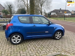 Suzuki Swift - 1.3 Exclusive