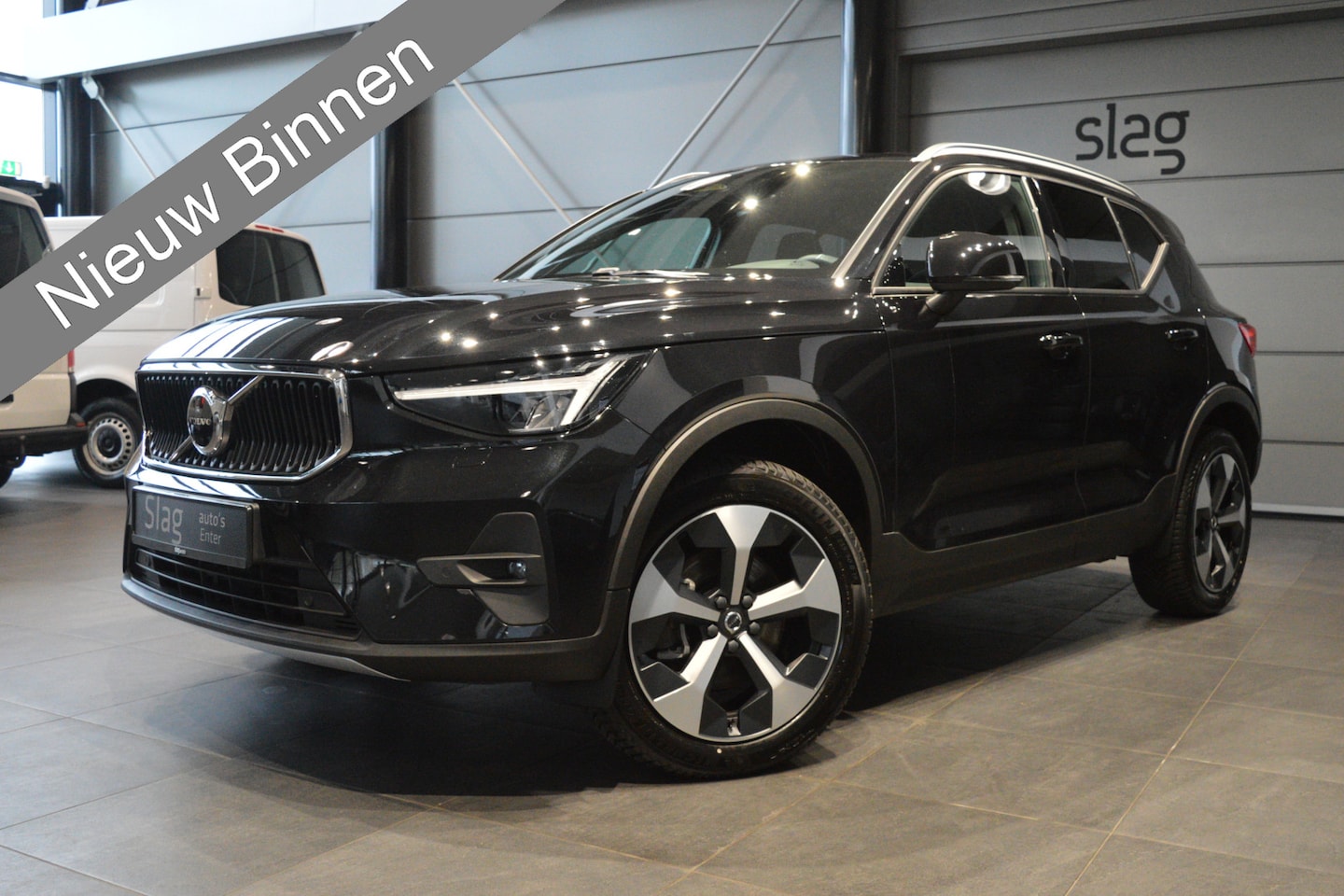 Volvo XC40 - 2.0 B3 Core navi clima camera led keyless 19 inch 164 pk !! - AutoWereld.nl