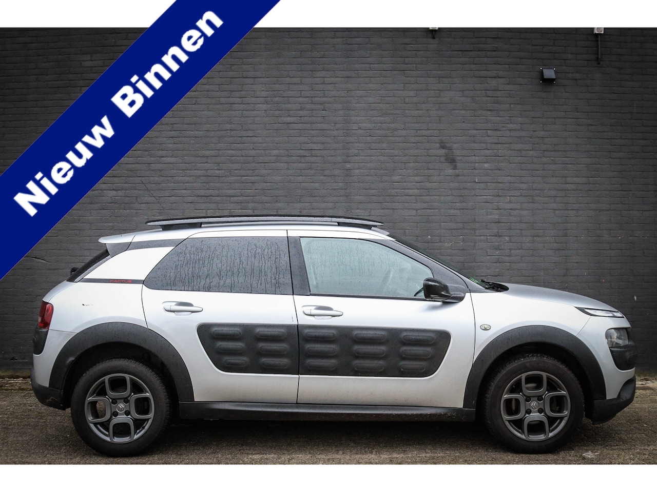 Citroën C4 Cactus - 1.2 PureTech Shine Nieuwe binnen - AutoWereld.nl