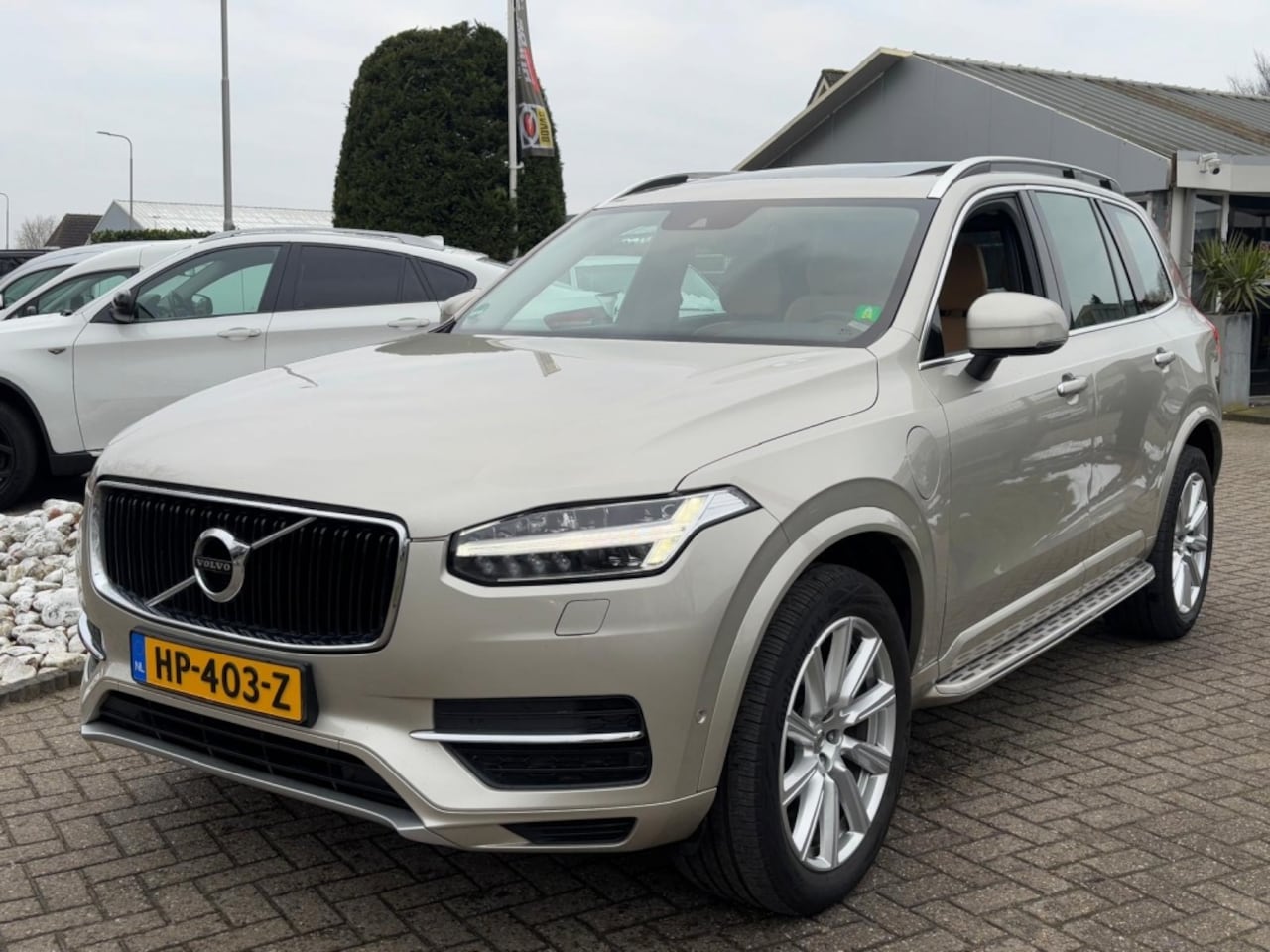 Volvo XC90 - 2.0 T8 AWD Inscription Dealer auto 1E Eig 7-Persoons - AutoWereld.nl