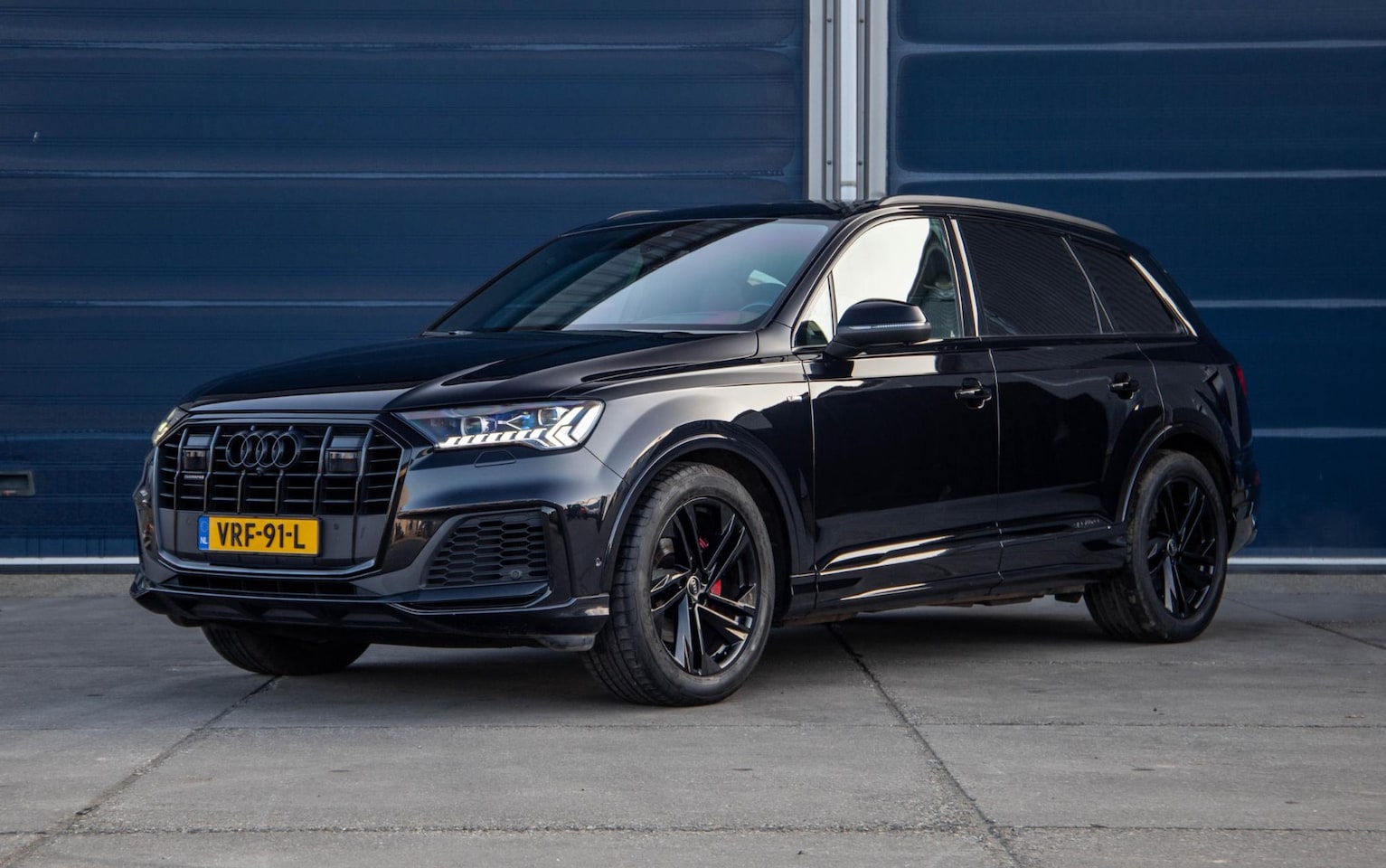 Audi Q7 - S-Line Grijs kenteken 3X S-LINE / 360 CAMERA / ADAPTIVE CRUISE CONTROLE / BLACK LINE - AutoWereld.nl