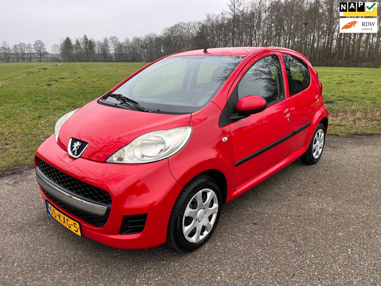 Peugeot 107 - 1.0-12V XS / 5 deurs / APK / AUX / NAP - AutoWereld.nl