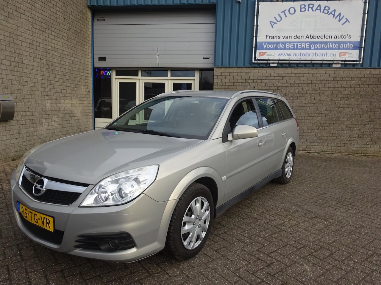 Opel Vectra Wagon - 1.8-16V Business 1.8-16V Business - AutoWereld.nl