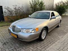 Lincoln Town Car - 4.6 Signature