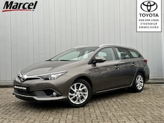 Toyota Auris - Touring Sport 1.2T Dynamic Limited Trekhaak Camera Cruise