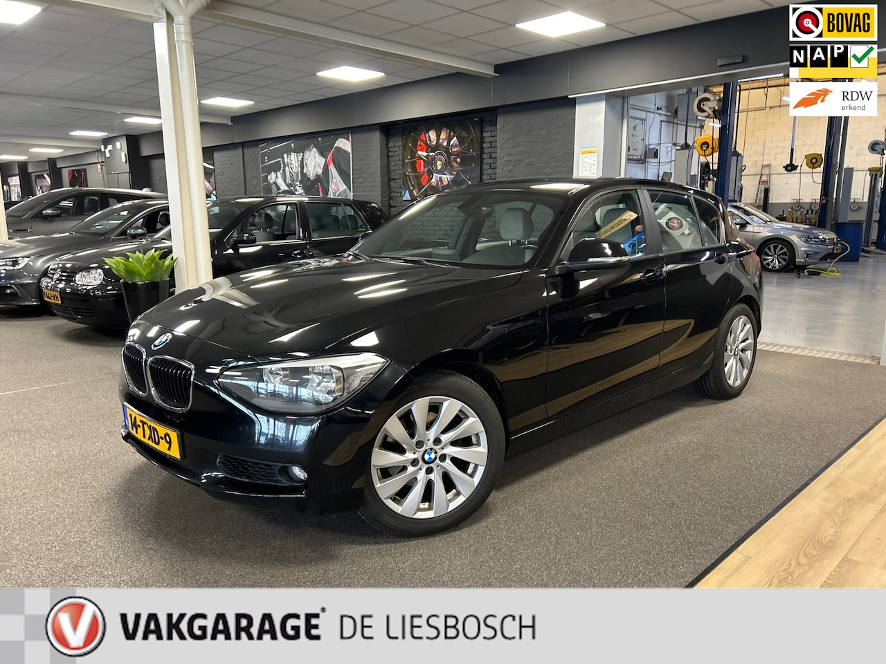 BMW 1-serie - 118i Business 118i Business+,navi,leer, media,cruisec,boeken,origineel ned - AutoWereld.nl