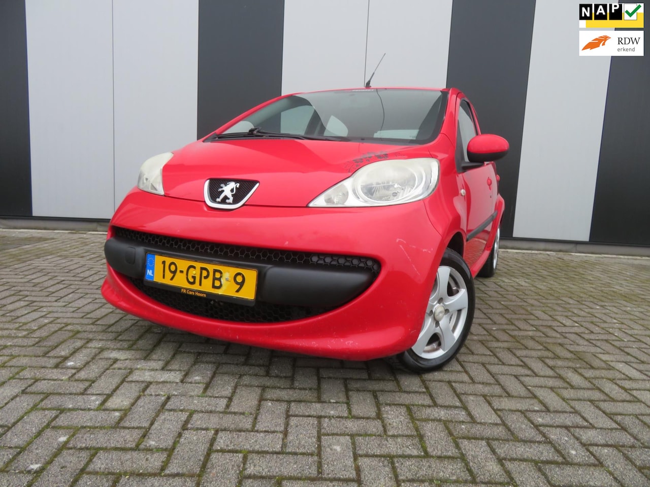 Peugeot 107 - 1.0-12V XS 1.0-12V XS - AutoWereld.nl