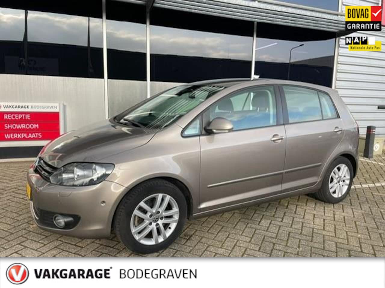 Volkswagen Golf Plus - 1.4 TSI Highline Plus / Trekhaak - AutoWereld.nl