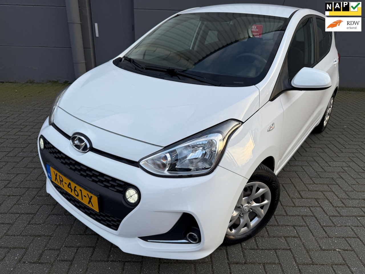 Hyundai i10 - 1.0i Comfort*CRUISE*APK*NAP*AIRCO*ELKT-RAAM*C-D AFSTAND - AutoWereld.nl