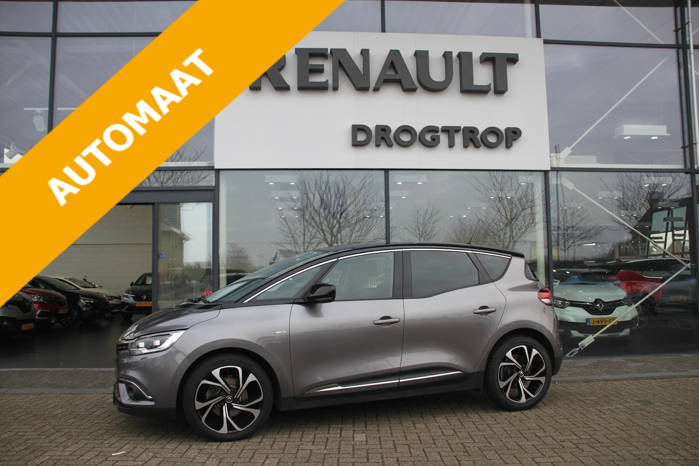 Renault Scénic - 140PK-BOSE-AUTOM-43DKM-LEDER-CAMERA-MASSAGEST- - AutoWereld.nl