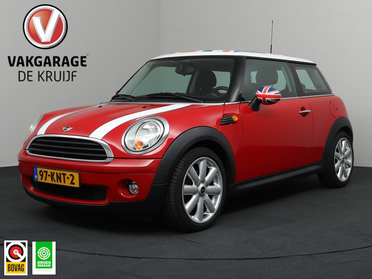 MINI One - Mini 1.4 Business Line | Trekhaak | Airco | Navigatie! NIEUWE APK - AutoWereld.nl