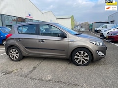 Hyundai i20 - 1.2i Business Edition CRUISE CONTROL | AIRCO | DEALER ONDERHOUDEN | NAP | APK |