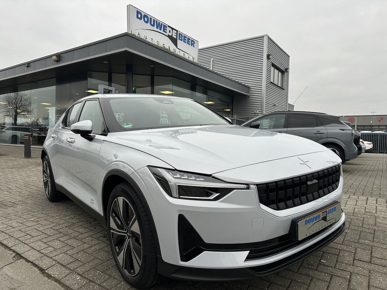 Polestar 2 - Standard Range Single Motor 69 kWh trekhaak, Navi. Keyles, LED - AutoWereld.nl