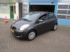 Toyota Yaris - 1.3 VVTi Sol MMT automaat