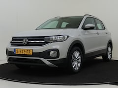 Volkswagen T-Cross - 1.0 TSI Life | Achteruitrijcamera | Navigatie | Adaptieve cruise control | CarPlay | Clima