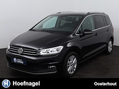 Volkswagen Touran - 1.5 TSI Highline 7p Automaat | Adaptive Cruise Control | Stoelverwarming | Apple CarPlay |