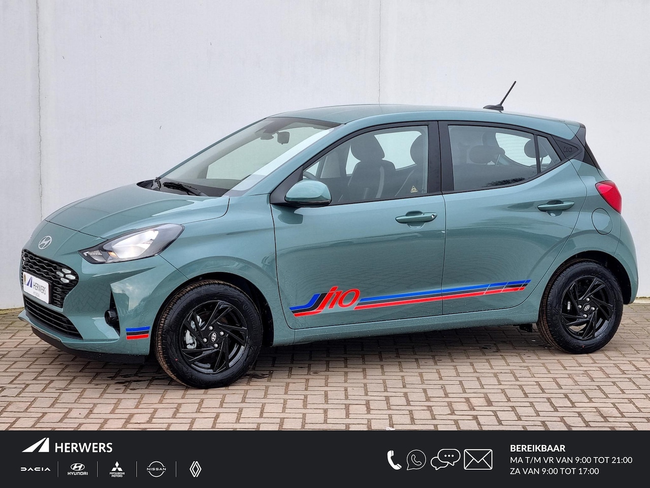 Hyundai i10 - 1.0 Blackline Smart / €1250,- Voordeel / Direct Leverbaar / Rijklaarprijs - AutoWereld.nl