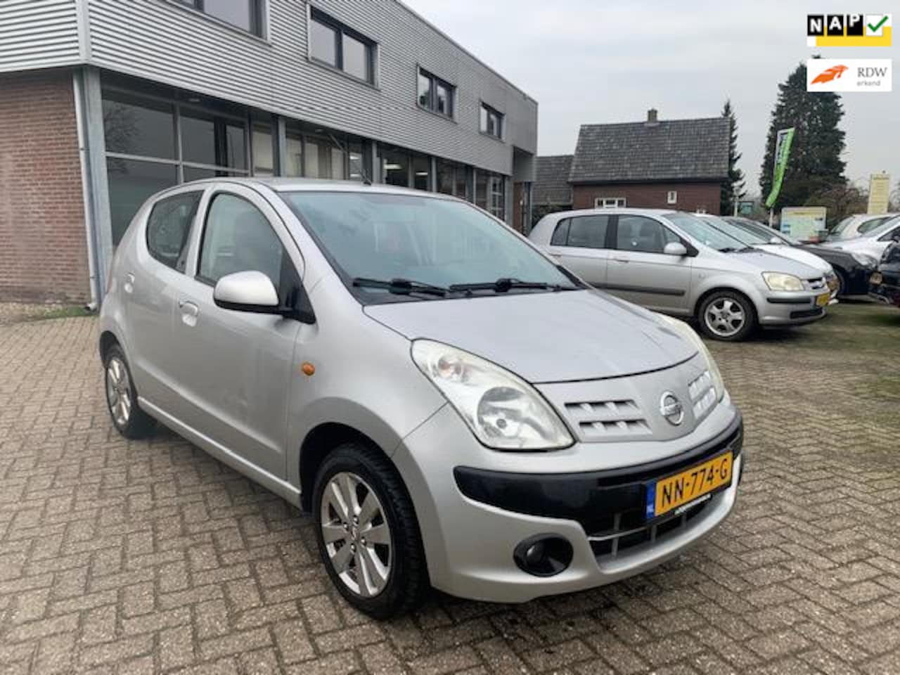 Nissan Pixo - 1.0 Look 2011 € 2.950,- Airco, 1 Jr. Apk Zo mee - AutoWereld.nl