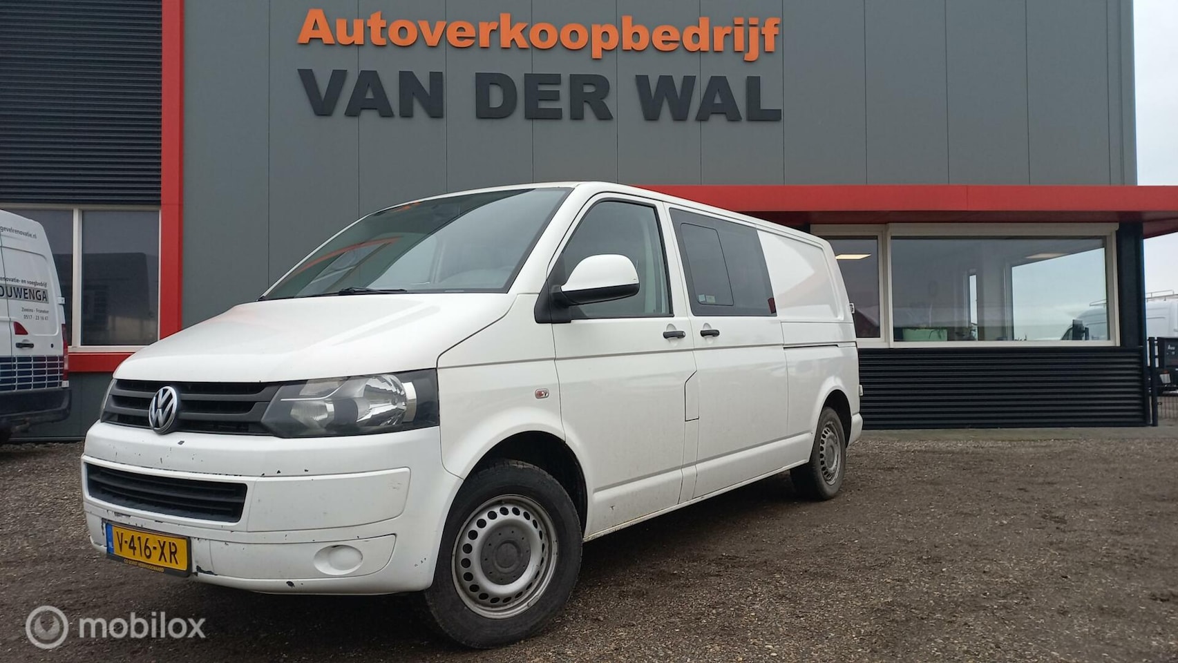 Volkswagen Transporter - 2.0 TDI L2H1 DUBBELE CABINE/AUTOMAAT/140PK - AutoWereld.nl