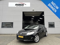 Ford Focus - 1.6 TI-VCT Titanium / Trekhaak