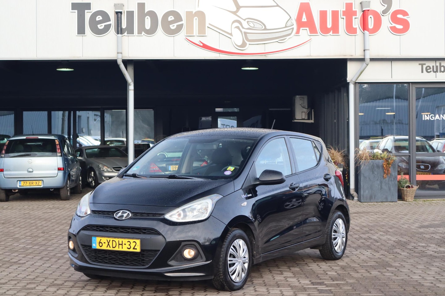 Hyundai i10 - 1.0i i-Motion Climate control, Radio cd speler - AutoWereld.nl