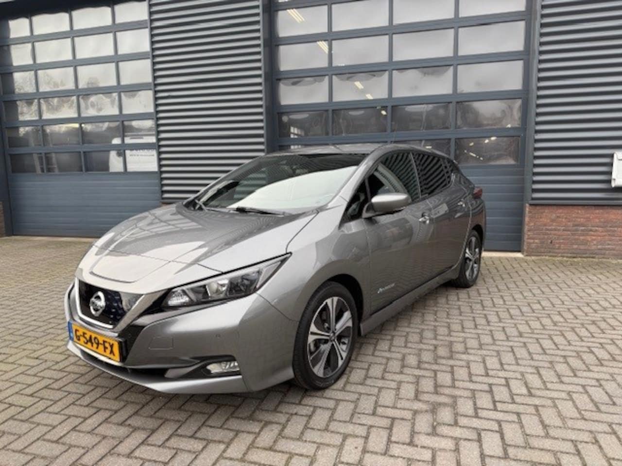 Nissan LEAF - N-Connecta 40 kWh 360 Camera 1e Eigenaar Incl.Btw ! - AutoWereld.nl