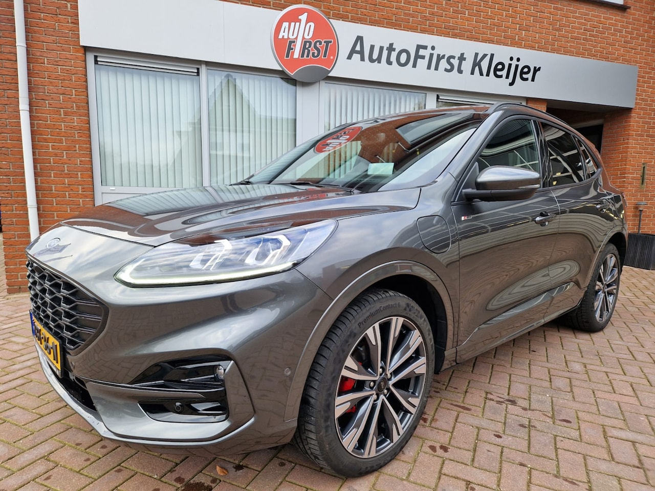 Ford Kuga - 2.5 PHEV e-CVT 225pk ST-Line X 20 - AutoWereld.nl