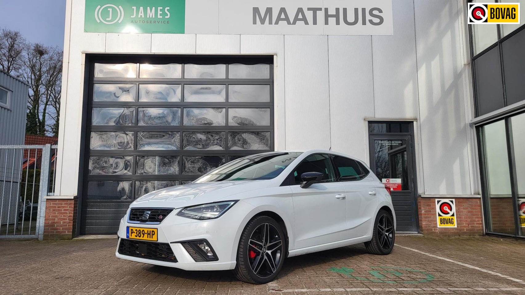 Seat Ibiza - 1.0 TSI FR Business AUTOMAAT,navigatie,leder - AutoWereld.nl