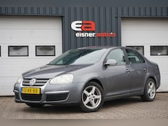 Volkswagen Jetta - 1.6 Trendline | AIRCO | CRUISE |