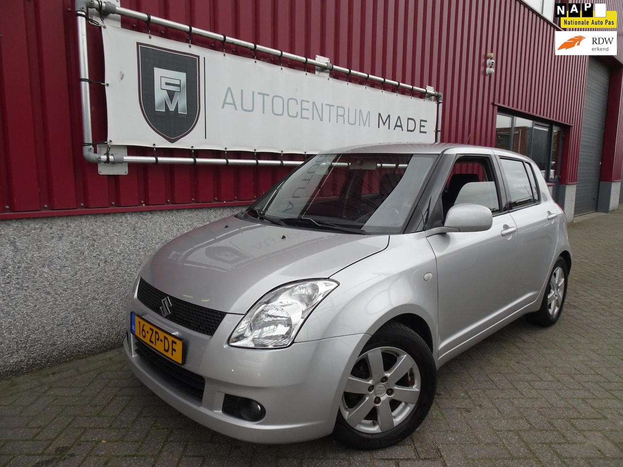 Suzuki Swift - 1.3 Shogun // Airco // 5-Drs // 185 DKM - AutoWereld.nl